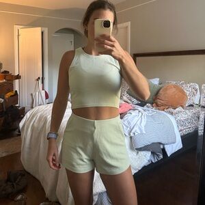 Lululemon Ribbed Softstreme High-Rise Shorts 2’’